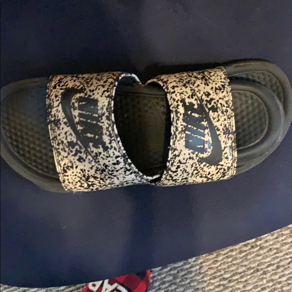 nike slides